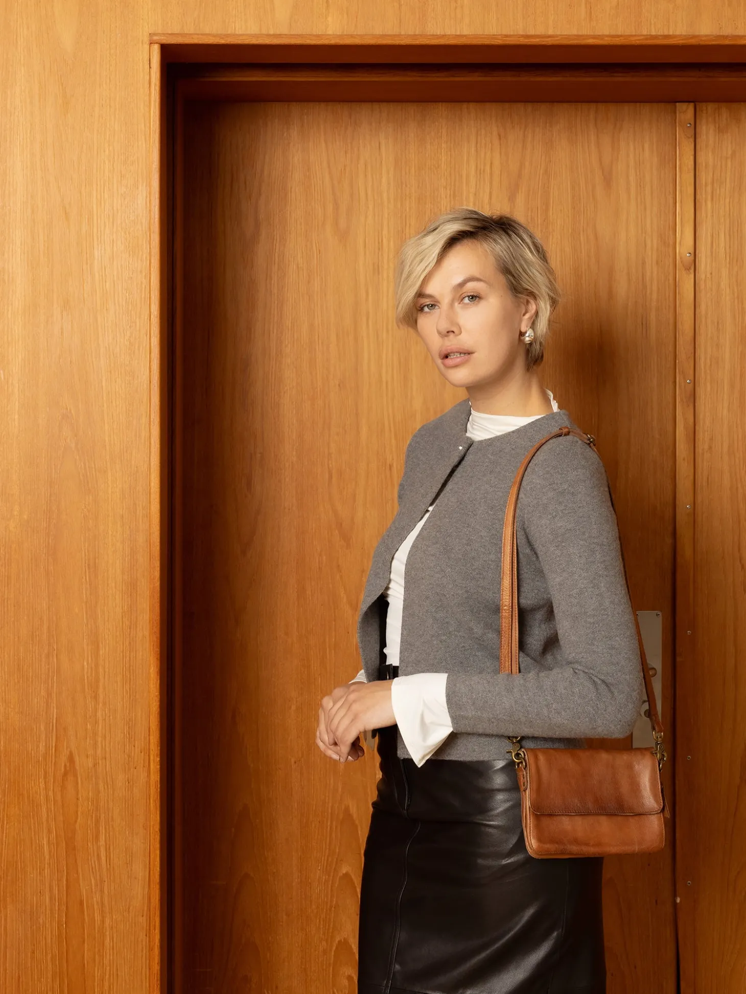 acile_urban__walnut_1.webp Acile Urban - Walnut