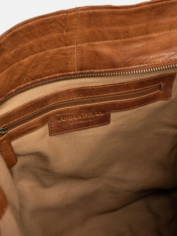 Aro Urban - Walnut