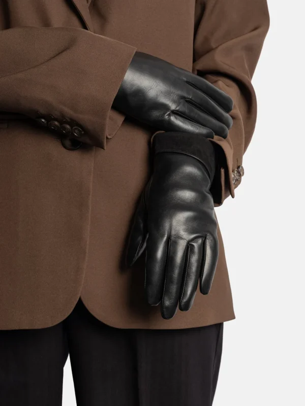 Elga - Black