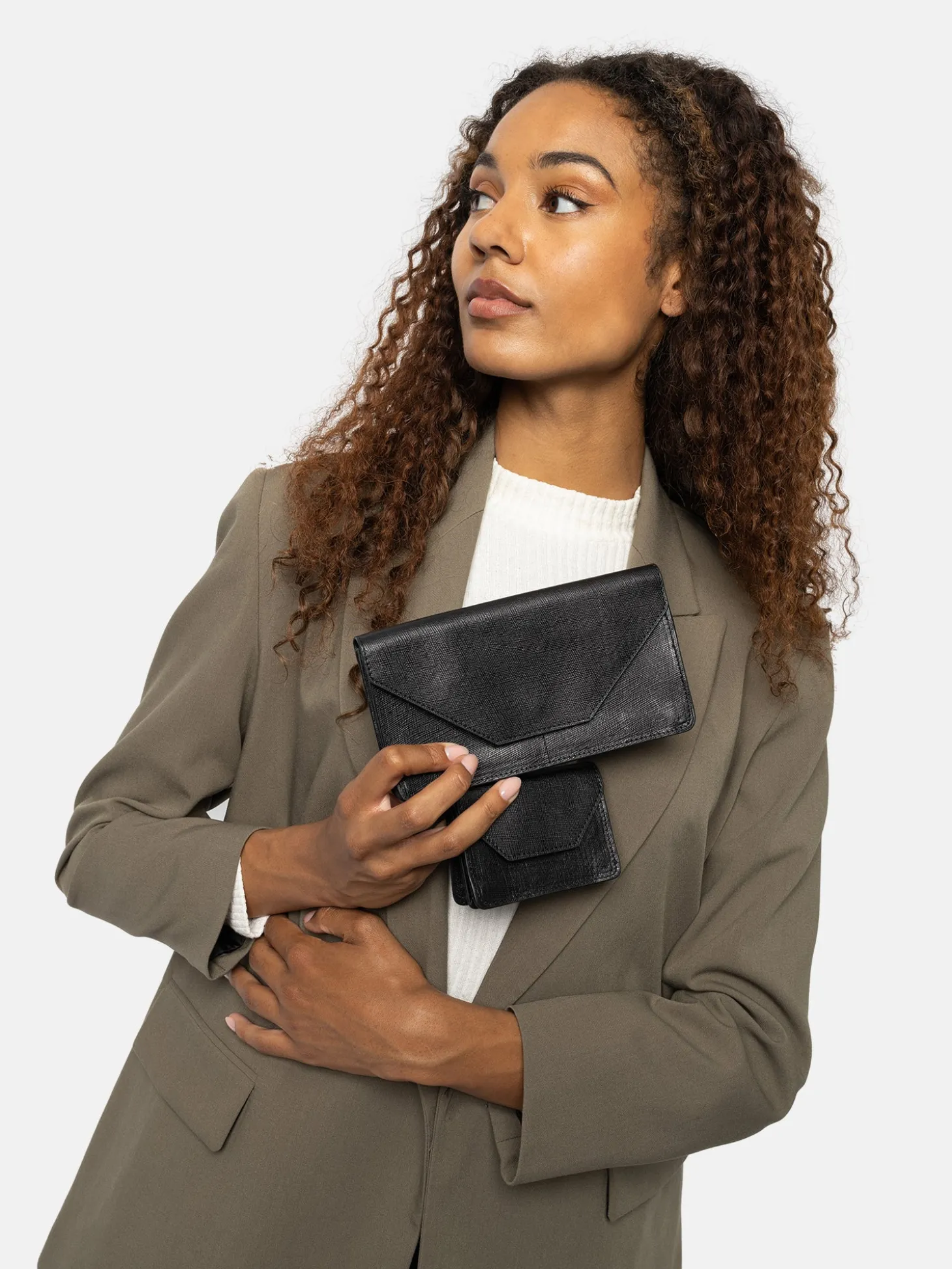 elvira_purse__black_1.webp Elvira Purse - Black