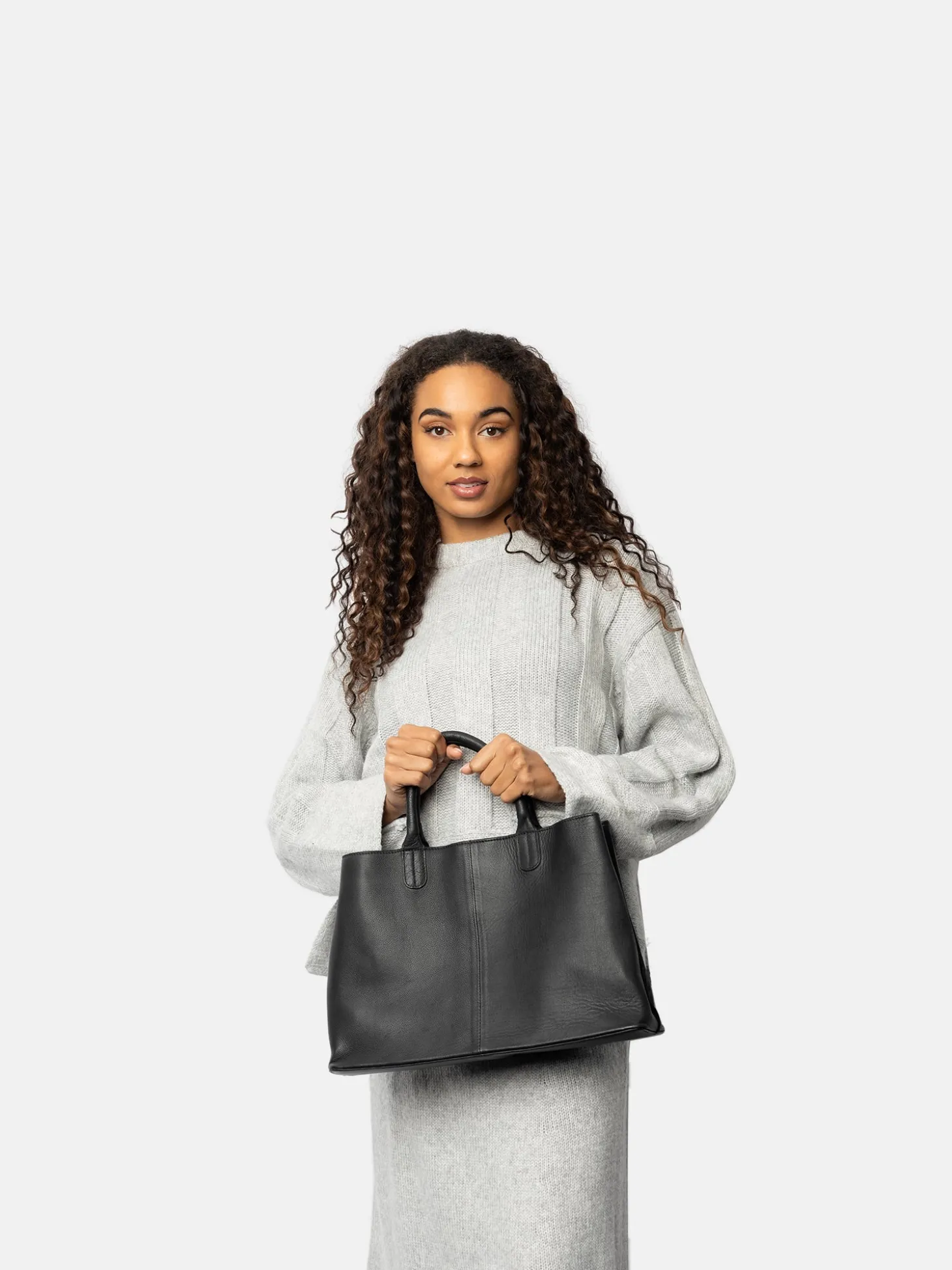 fafali__black_7.webp Fafali - Black