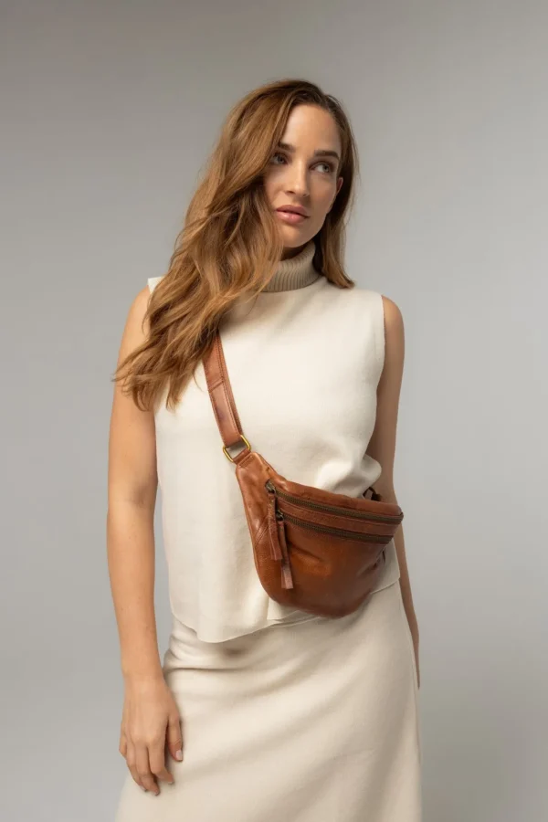 Faust Urban - Walnut
