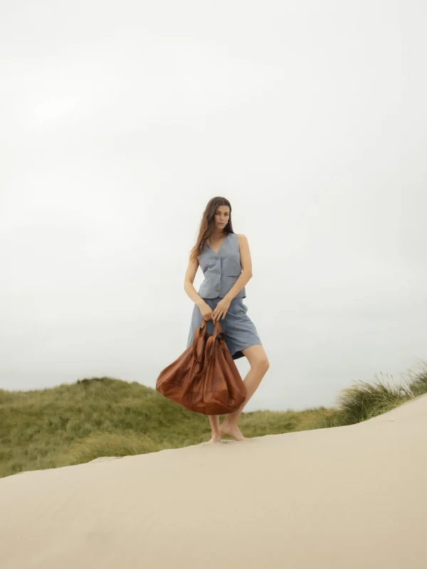 Fie Urban - Walnut