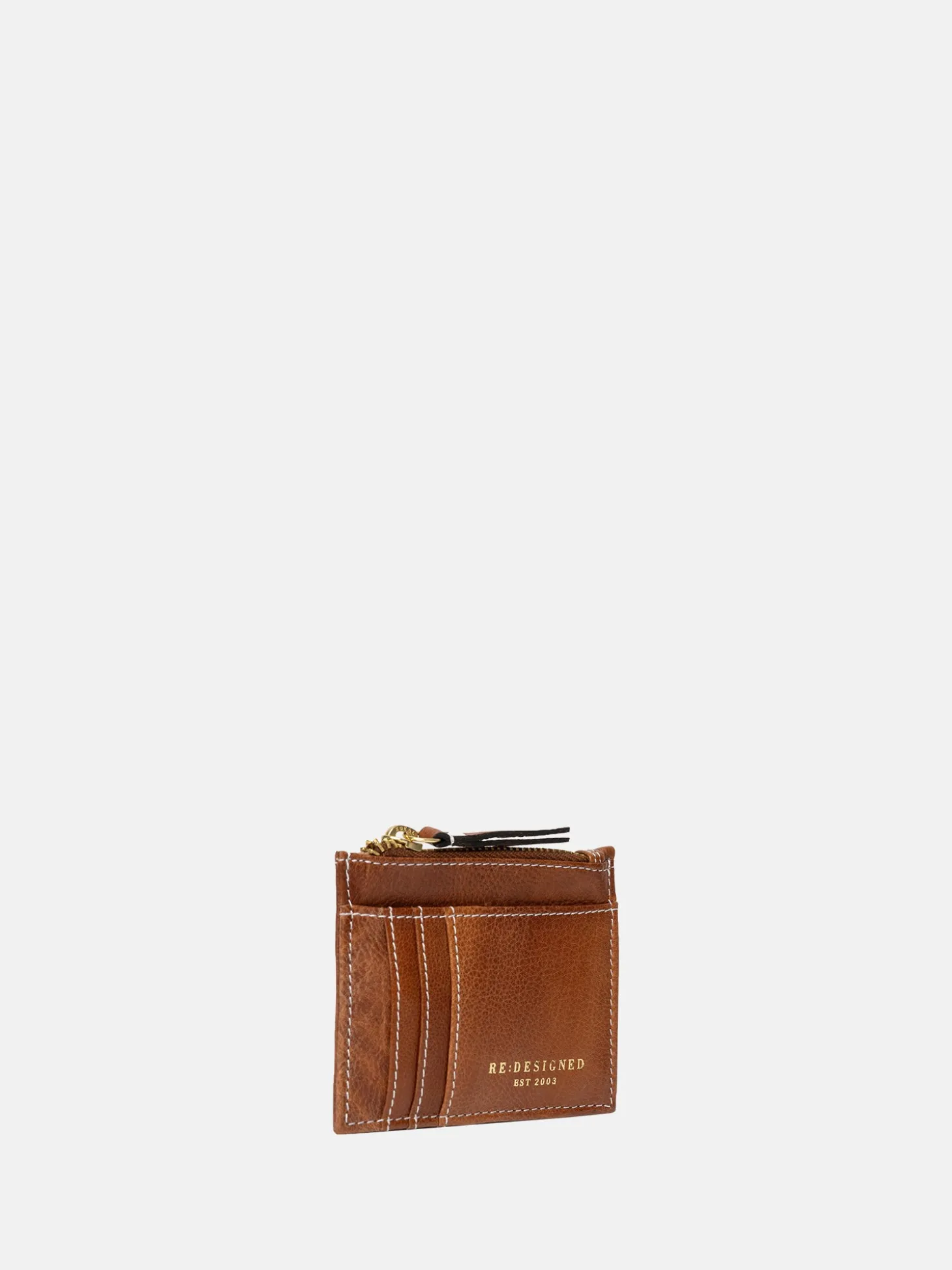 filippa__walnut_2.webp Filippa - Walnut