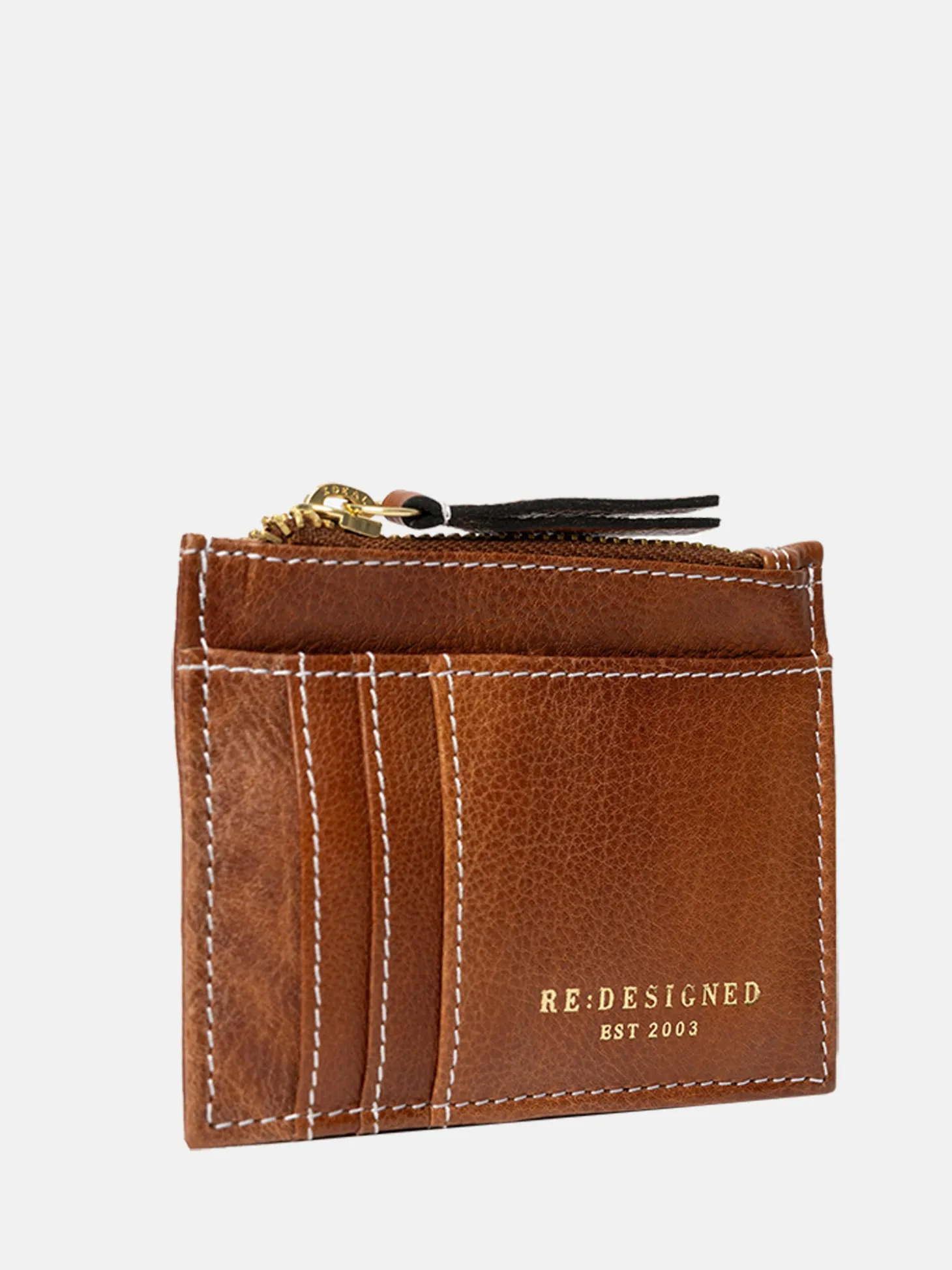 filippa__walnut_4.webp Filippa - Walnut