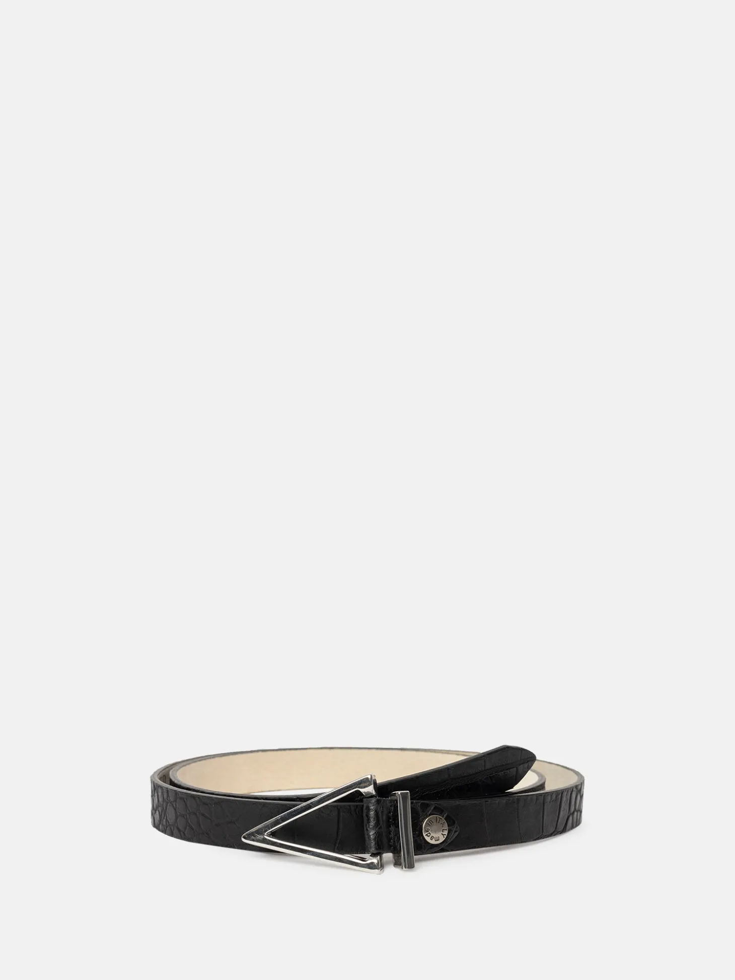 freda__black_0.webp Freda - Black