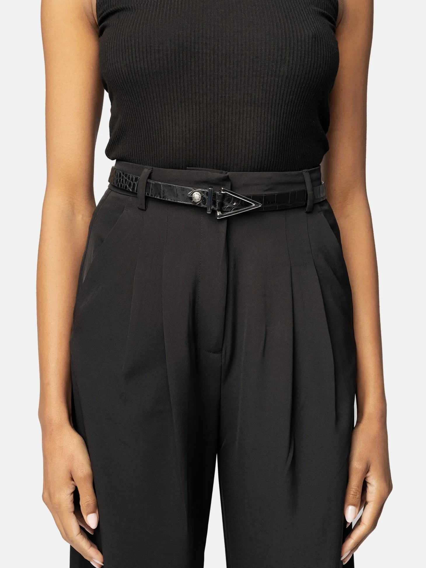 freda__black_1.webp Freda - Black