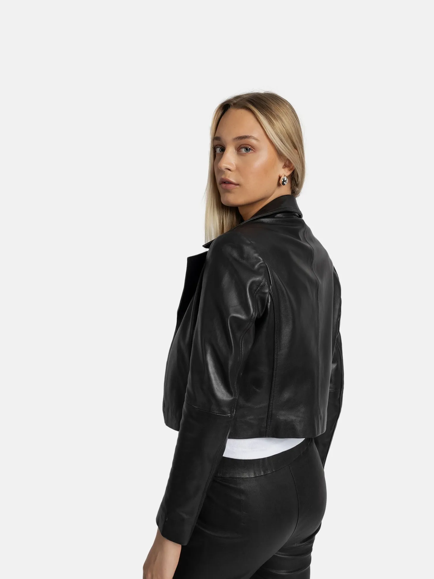 havyn__black_4.webp Havyn - Black