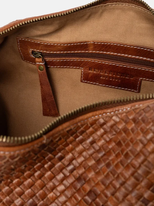 Hester - Walnut