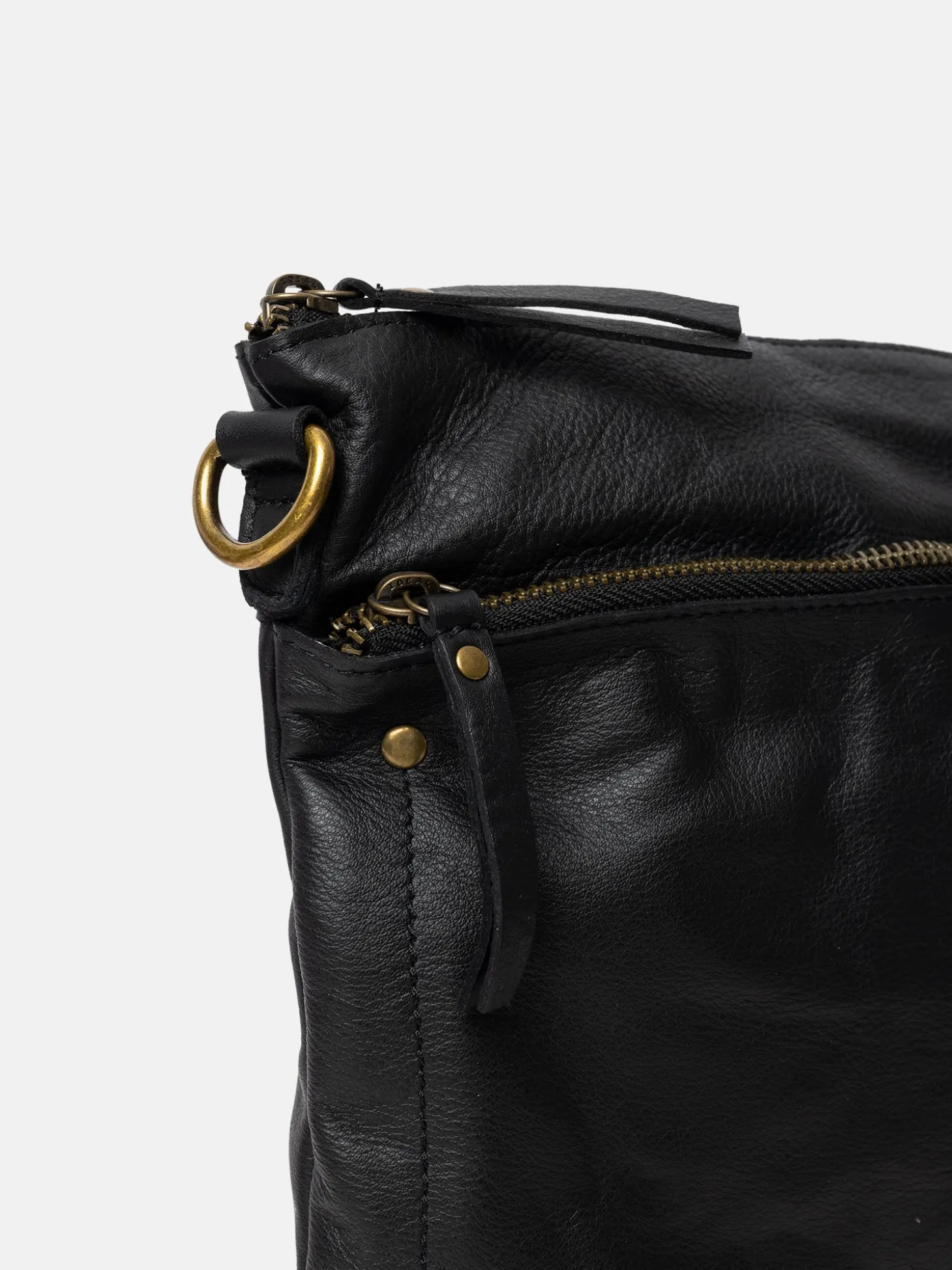 jara_big__black_4.webp Jara Big - Black