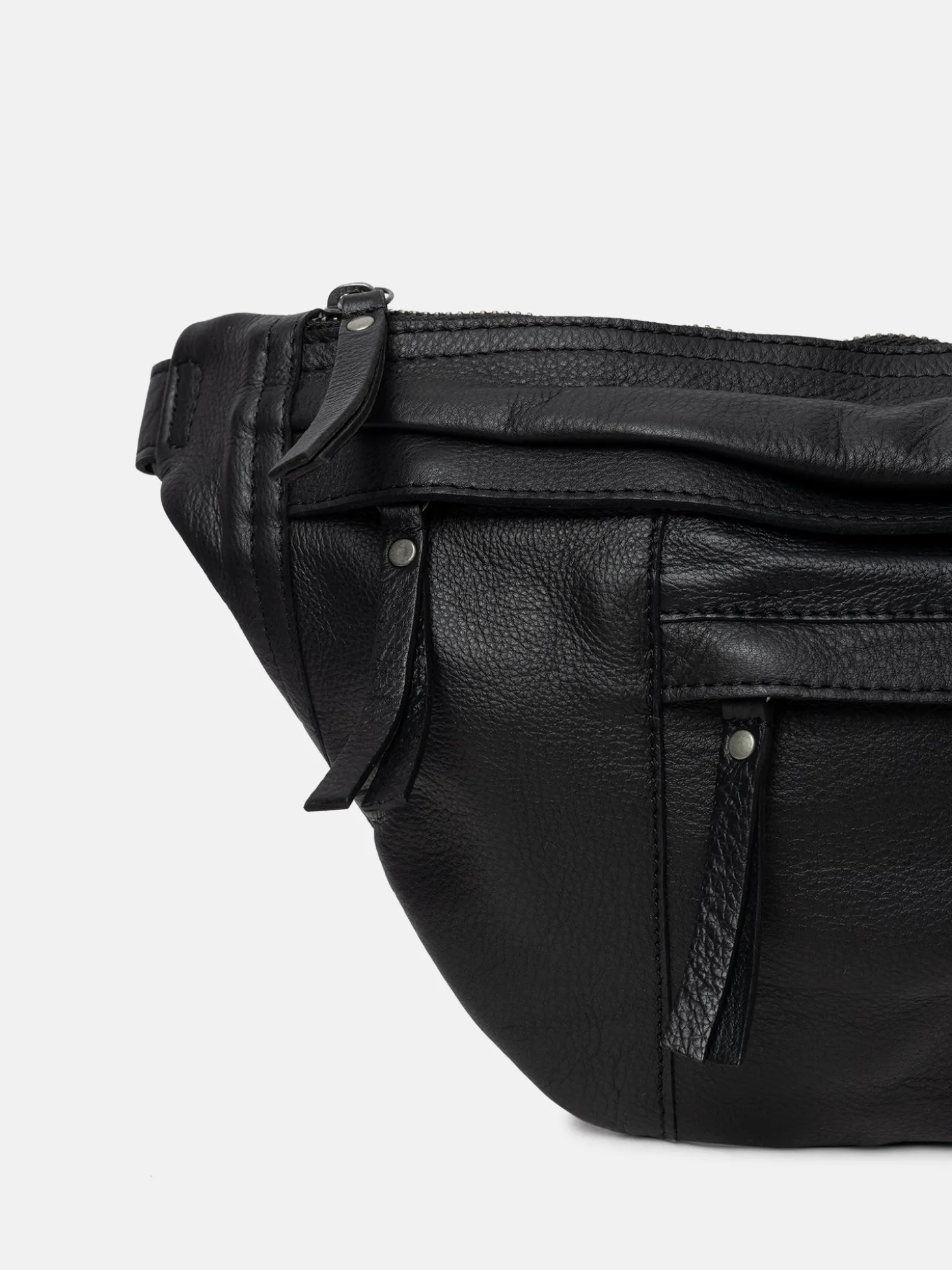 june_bumbag__black_3.webp June Bumbag - Black