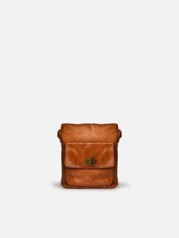 Kay Small Urban - Walnut