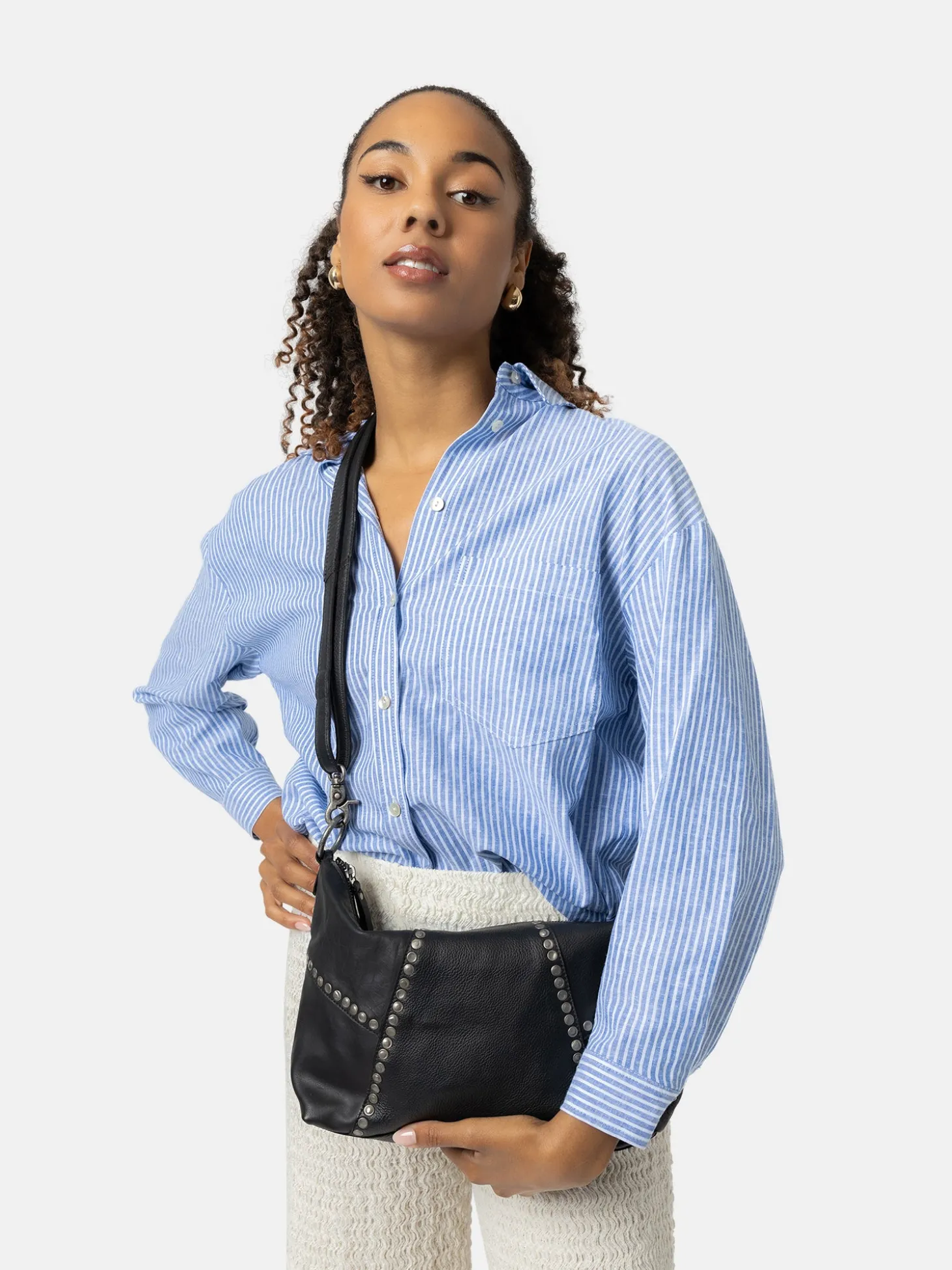 loni_small__black_3.webp Loni Small - Black