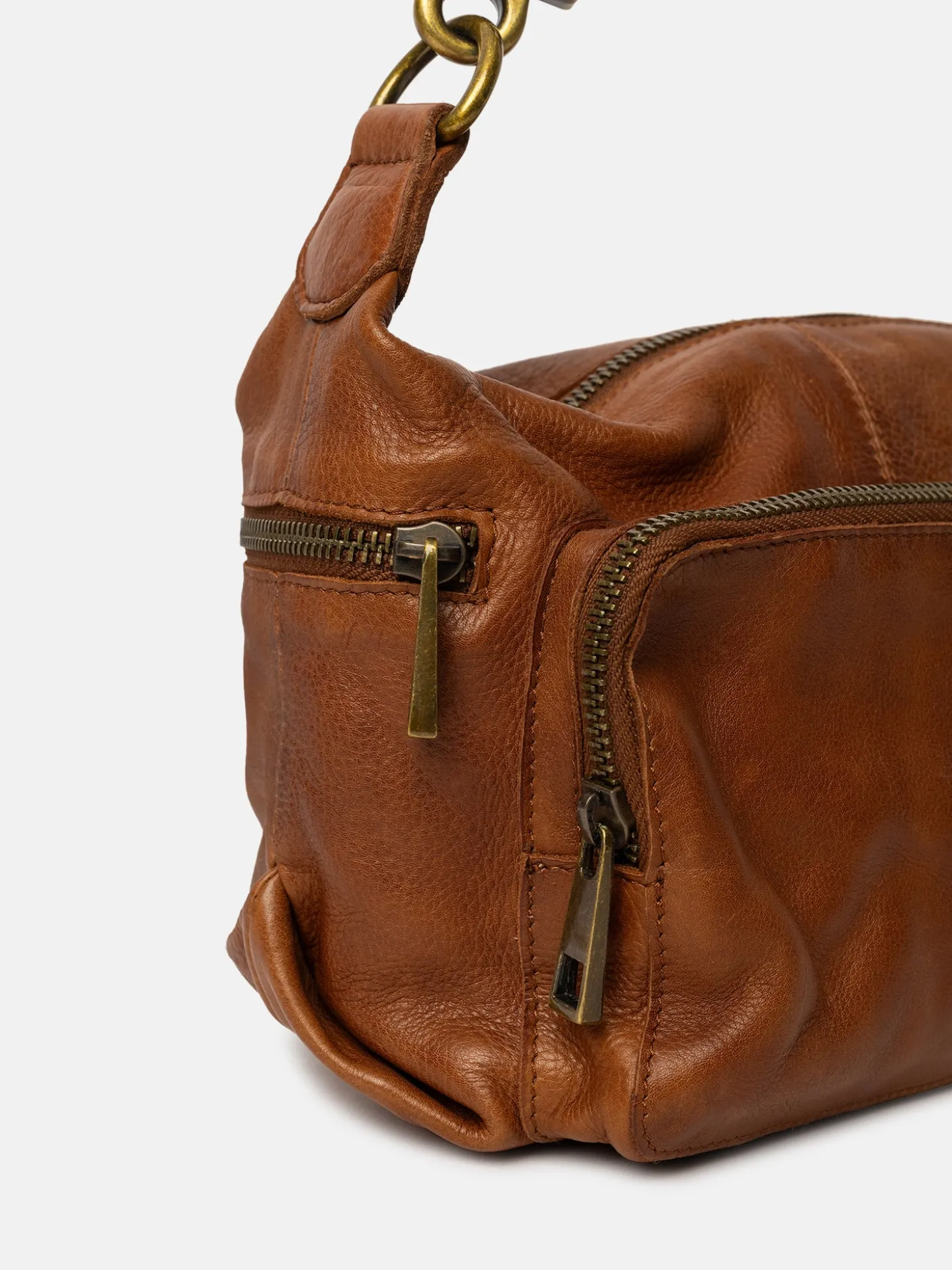 lula_small__walnut_3.webp Lula Small - Walnut