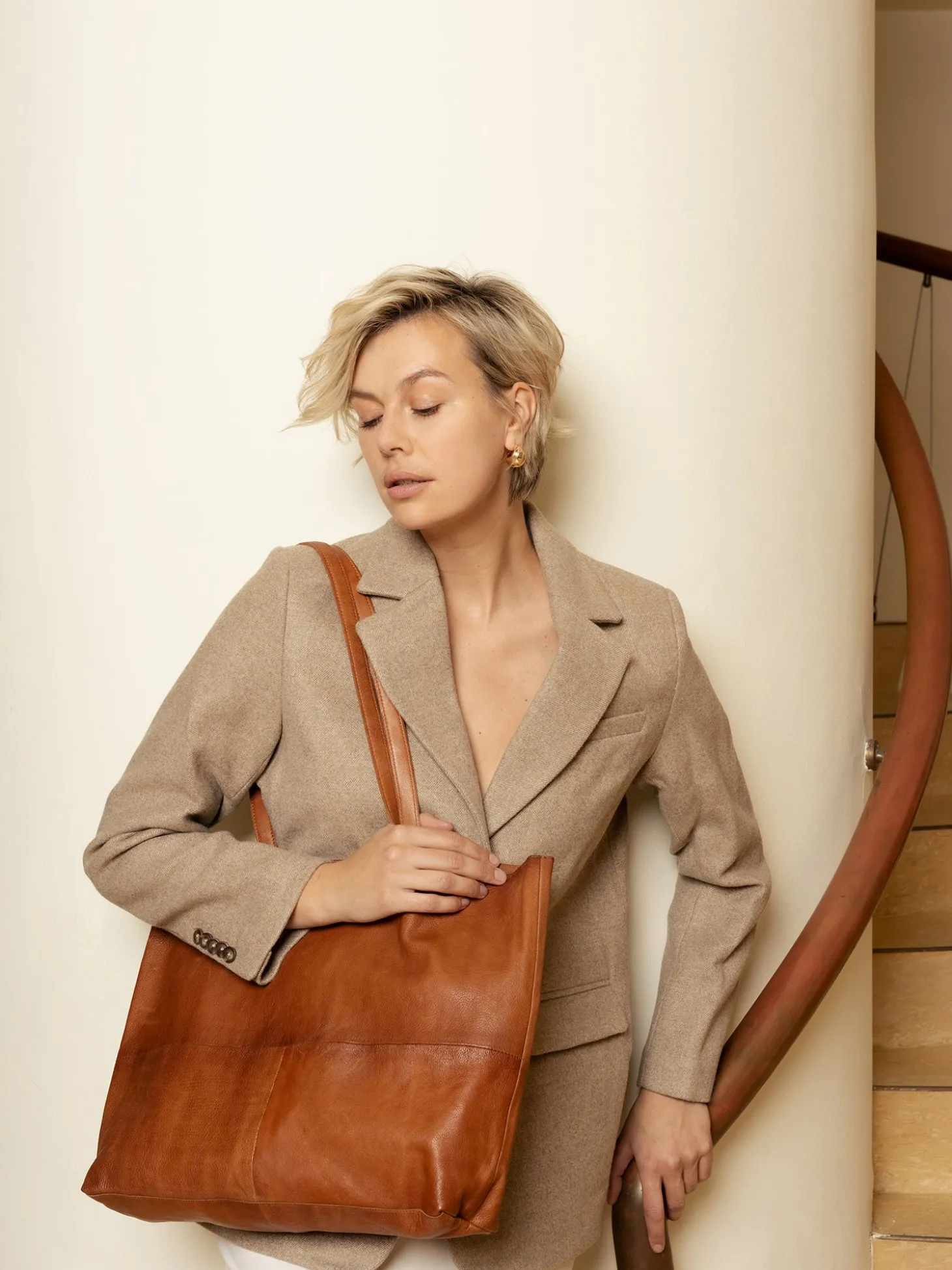 marlo_urban__walnut_1.webp Marlo Urban - Walnut