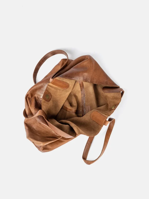 Marlo Urban - Walnut