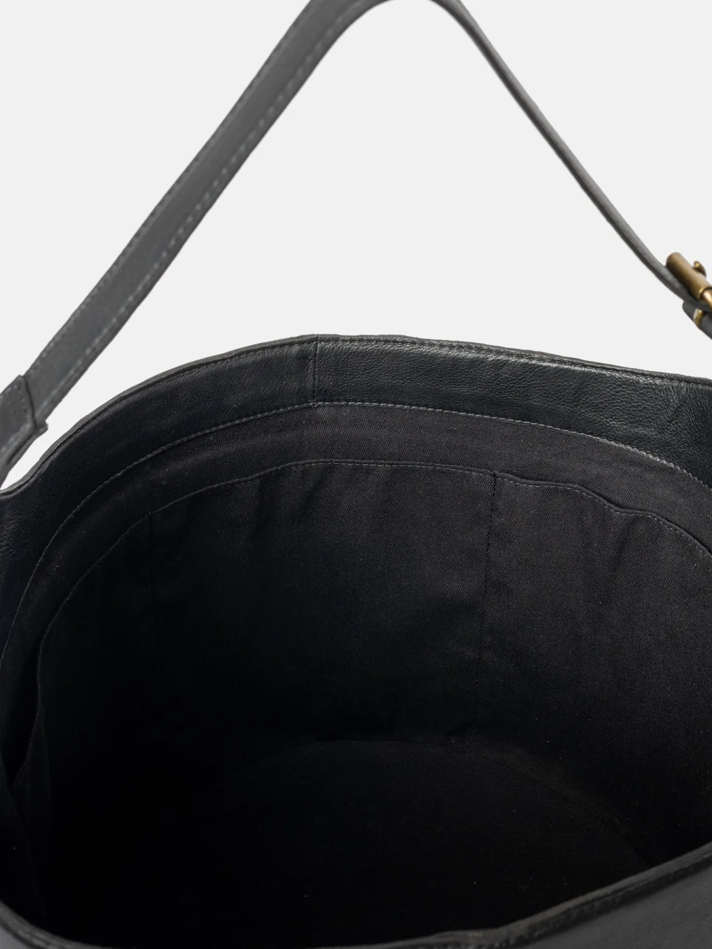 project___black_5-4.webp Project 27 - Black
