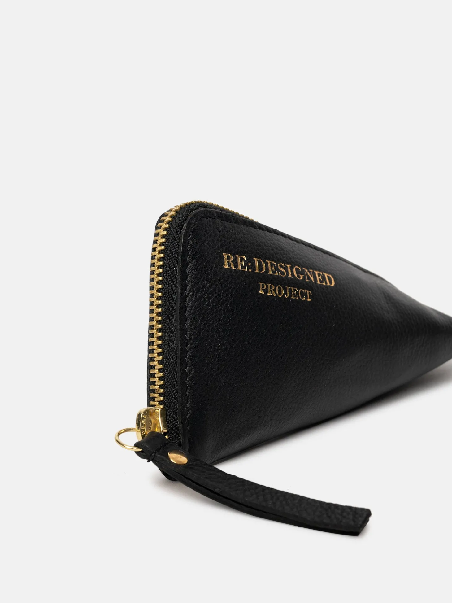 project___blackgold_2-7.webp Project 29 - Black/Gold