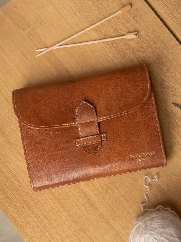 Project 18 - Walnut/Gold