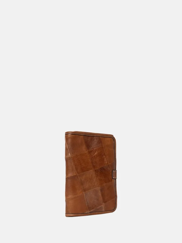 Project 22 - Walnut/Gold