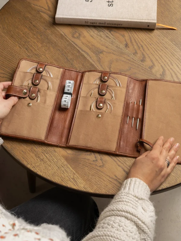 Project 7 - Walnut/Gold