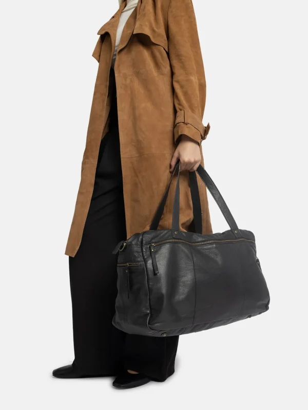 Signe Urban - Black